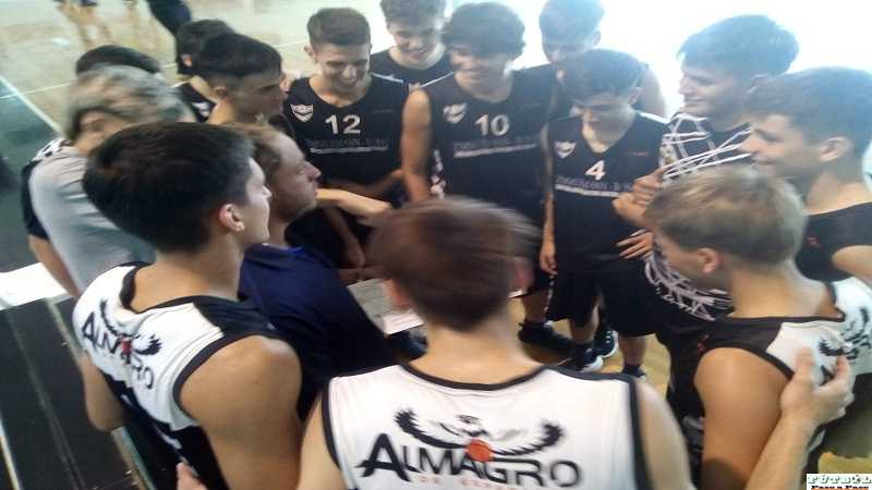 Almagro ganó en Formativas y U21 y el domingo juega Liga Femenina