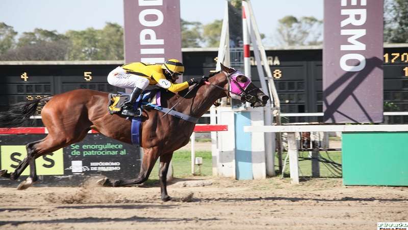 Otro 1°Premio para el Esperancino Brian