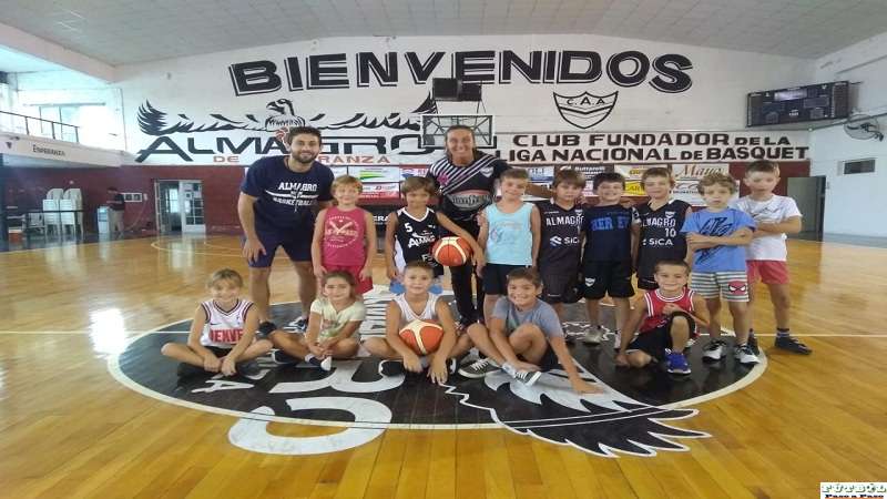 Almagro amplió turnos para la tarde en Escuelita de Básquet