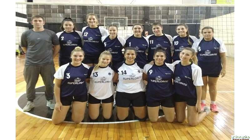 Vóley: la Primera de Alma Juniors regresó a la competencia y venció a Unión y Las chicas Sub 14 de Alma Juniors ganaron