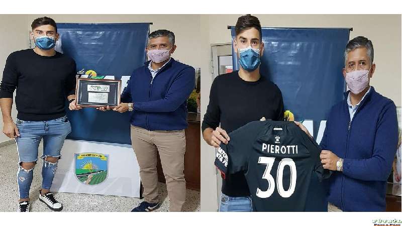 El Pte. Comunal Diego Vargas recibió en la sede comunal al jugador pilarense Santiago Pierotti,