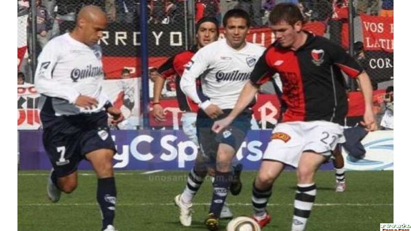 El "Colo" Lesmann quedaria libre de Atletico de Rafaela fue quien vistio la de Colón de Sta Fe