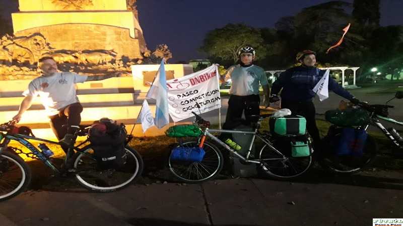 Luis Andres Manarin Hoy a las 8, partieron rumbo a Salta la Linda desde Esperanza