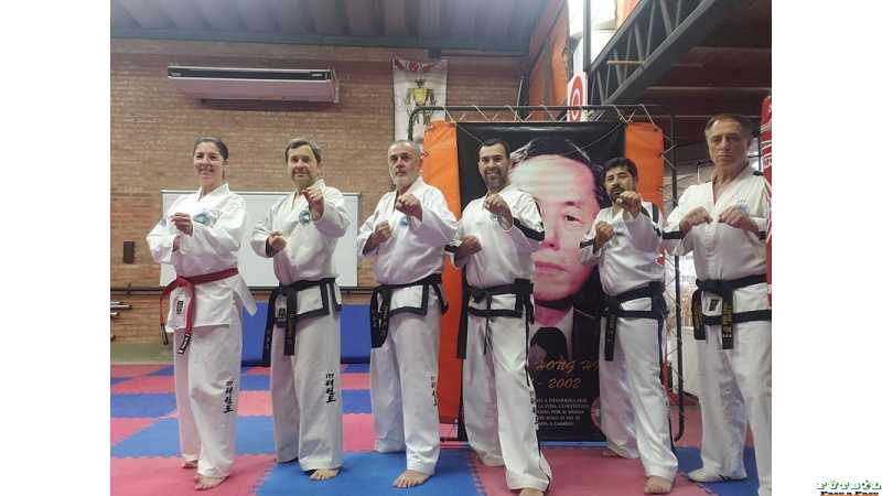 Enrique Godoy este jueves tuvo clases especiales de Danes con S Nim Cristian Nuñez de Cobunco