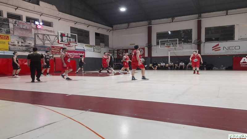 Almagro cayó sobre el final con Rivadavia “A” en los 4tos.Finales