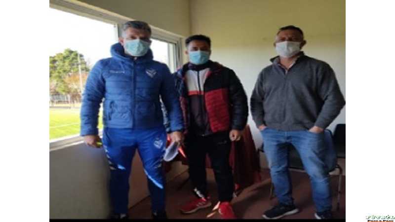 El Pte Ribero estuvo presente en el club Central