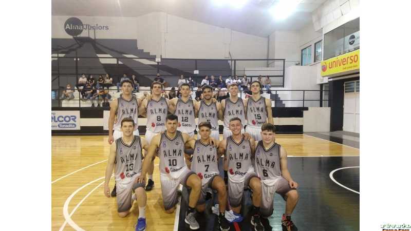 Basquet: Alma Juniors venció a República en el debut del Torneo Oficial
