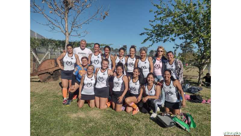 Las Mamis de Alma Juniors golearon a CEC Azul  