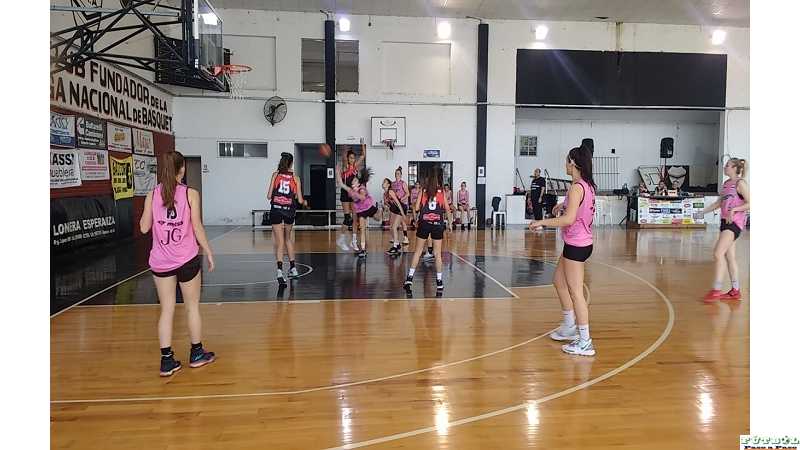 Almagro organizó y fue segundo en el Triangular de Liga Provincial FU17