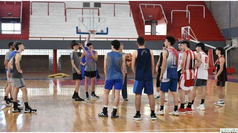 Almagro suma más convocados a los Seleccionados de la ASB