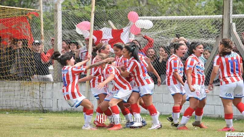 Fútbol Femenino Santafesino Unión le  a Colón ganó y logró el campeonato