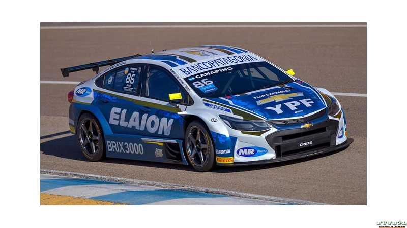 Agustín Canapino (Chevrolet Cruze)  en el autódromo Juan Manuel Fangio de Rosario