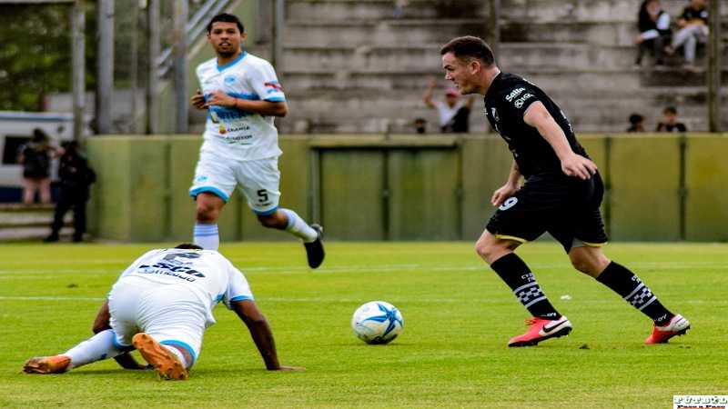 Central Norte de Salta con "Colo Lesman" empató de visitante frente a Douglas de Pergamino 0-0