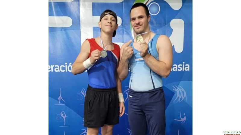 Felicitaciones Juani Alarcon y Valentin premiados en Concordia