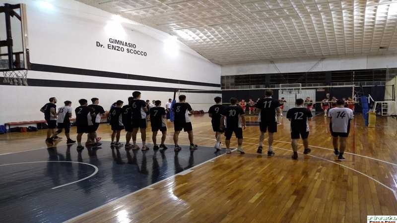 La primera de Alma Juniors terminó entre los mejores 8 del torneo de vóley