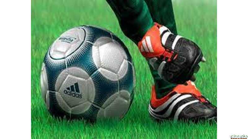 Se disputaron los encuentro de 8vos de finales clasificatoriós de 1°Div de la Lef