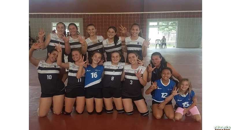 Vóley sub 14: Alma Juniors terminó en el tercer puesto del torneo de Voley