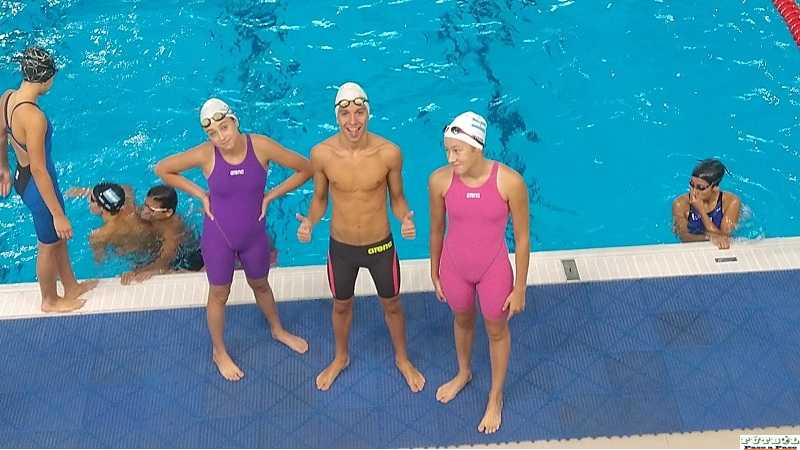 Un muy buen comienzo tuvieron los nadadores del equipo de competición del Lawn Tennis Club Esperancino, en el Torneo de la “República” o Campeonato Nacional
