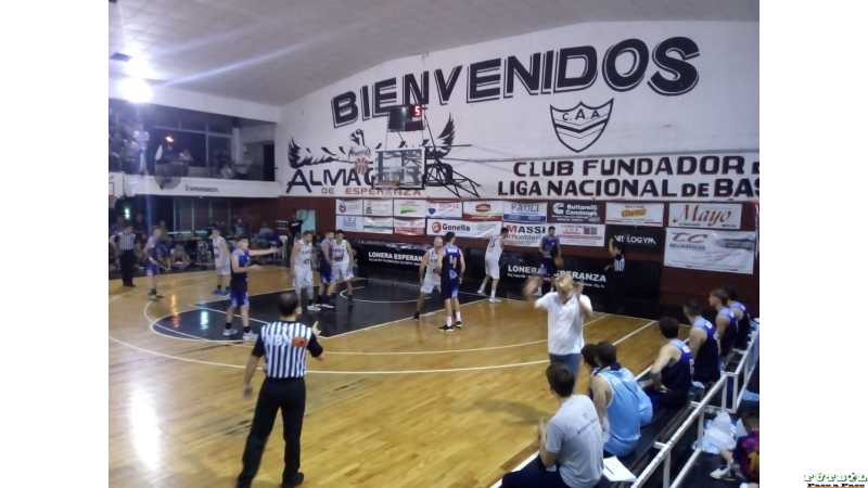 Por 81-69 venció Almagro a Atl.Sastre en el partido de ida de los 4tos. de Finales de la Liga