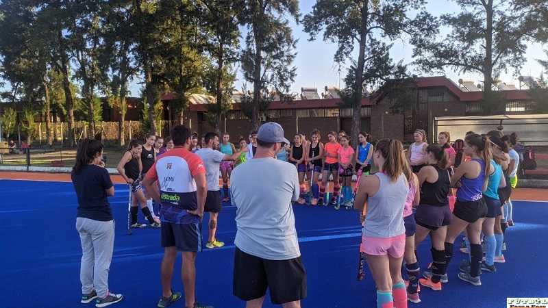 Cinco jugadoras de Alma Juniors convocadas al preseleccionado de hockey sub-16