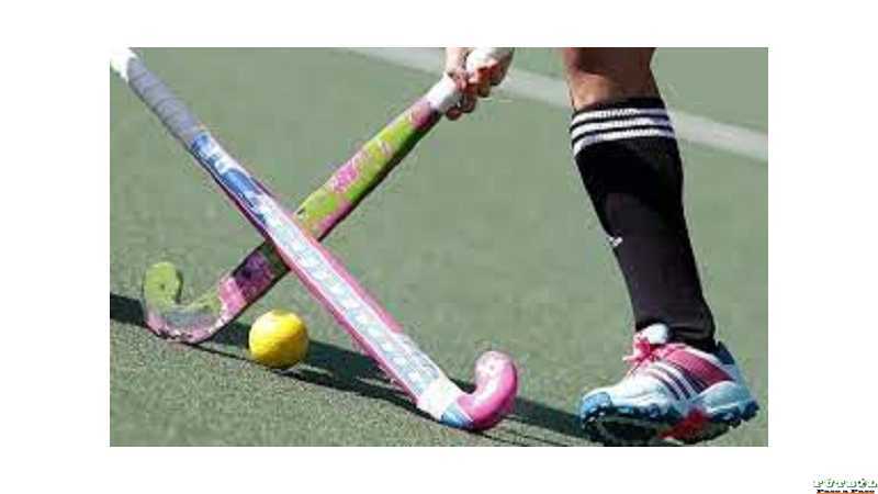 Hockey femenino: Alma Juniors visitó a Banco Provincial