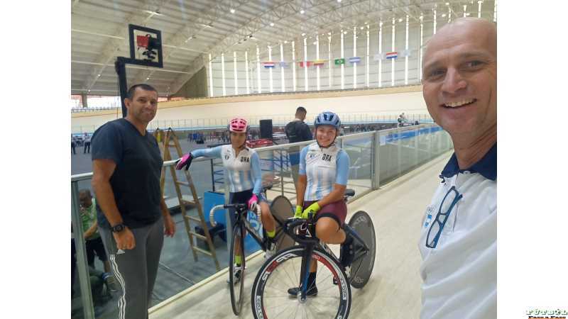 La Selección Argentina Juniors que disputará el Panamericano de Pista de Paraguay, ya está entrenando con todo el cuerpo técnico