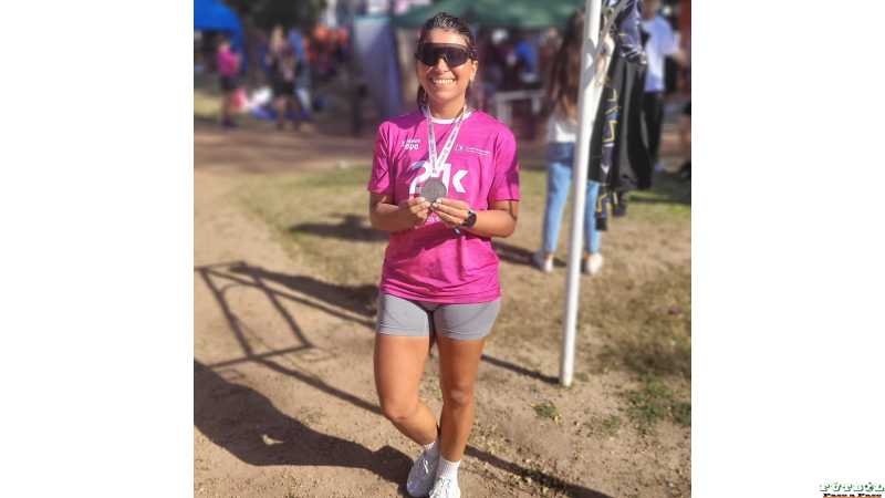 Noelia Vera participó en los 21 km de Rafaela 2023