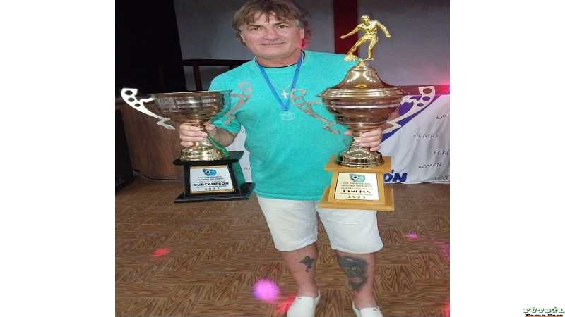 Silvio " Pupi " Maine sigue cosechando amigos y trofeos en el Fútbol
