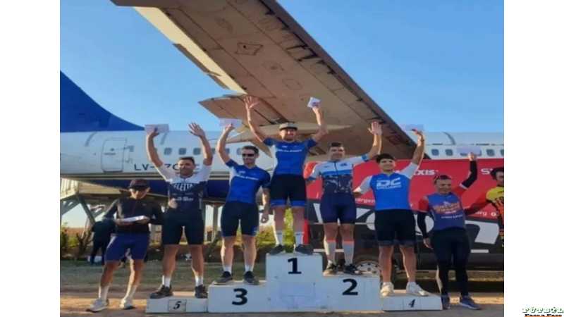 Vuelta Ciclistica Oncativo Cordoba El Esperancino Jorge Mathieu 2 primeros premios