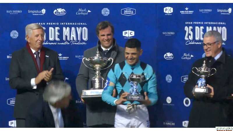 G.P. 25 de Mayo San Isidro Ganó N° 3 Full Keid Jockey Brian Enrique el Picante Esperancino (ver 5 fotos)