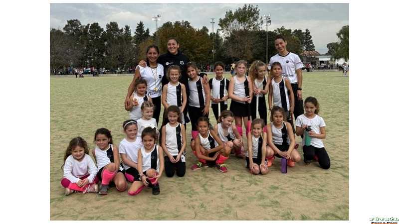 Alma Juniors participó de un encuentro infantil de hockey en Santa Fe 