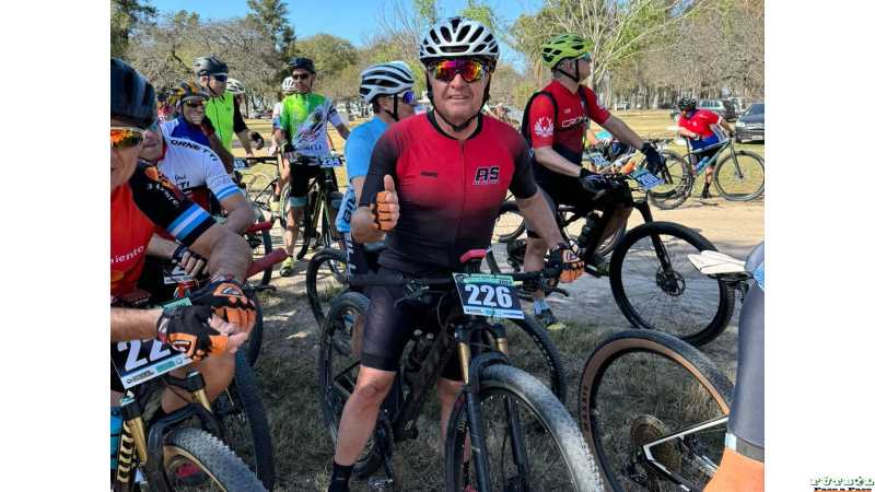 Asi vivio Eduardo Fabian Collomb el Desafio Salado Pasó de las Piedras.(VER 6 FOTOS)