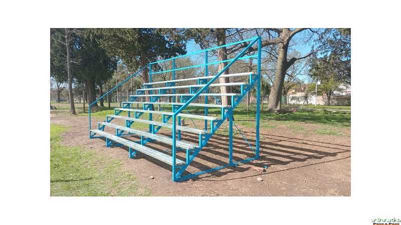 Club San Lorenzo agradece a familia [anónima], donacion de una tribuna tubular