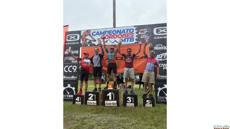 Eduardo Fabian Collomb presente Villa Allende - Córdoba - Desafío Doble Pan de Azúcar