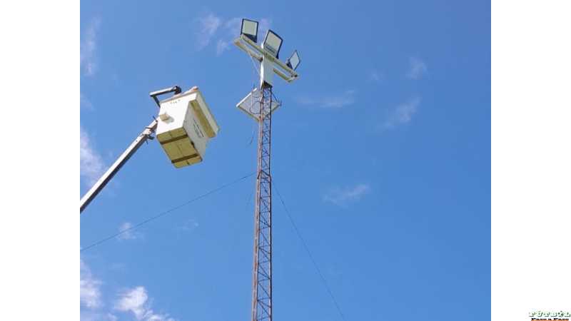 Asoc. Dep. Juventud realizaron obras de iluminación en su estadio  ver fotos