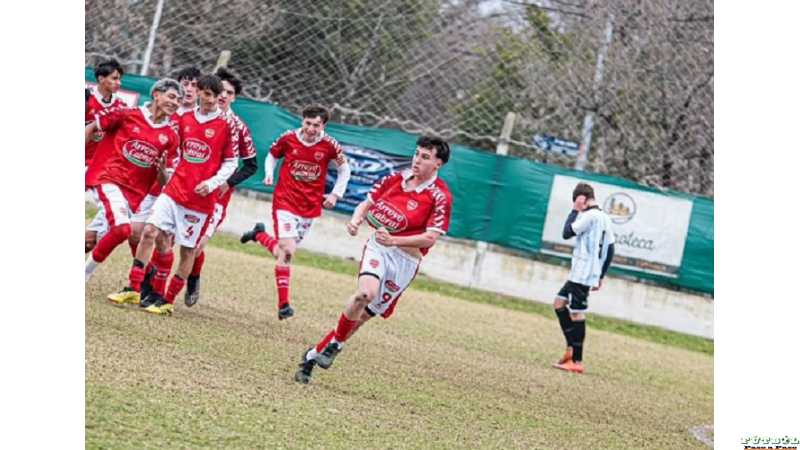 Sábado los chicos de 5ta División Bme Mitre tuvieron una gran actuación y le ganaron 1 a 0 a San Lorenzo por los 4tos de Final, VER 14 FOTOS