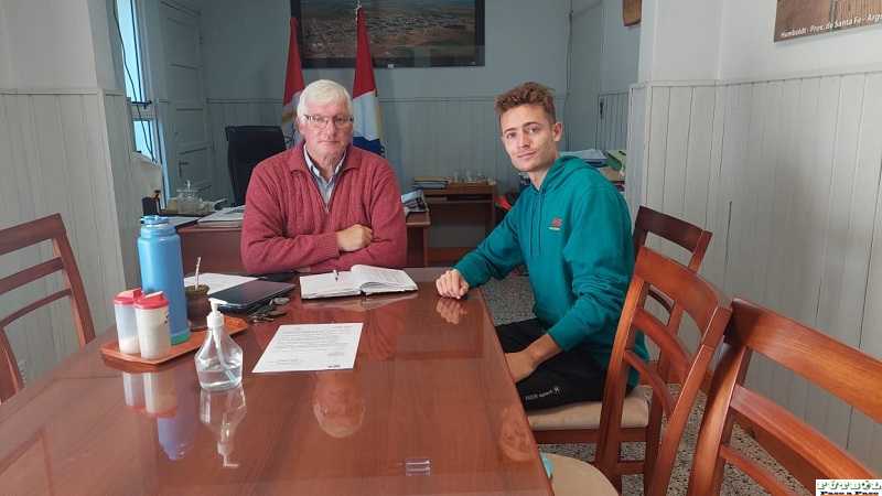 Presidente Comunal Duilio Rorhmann recibio a José Zabala antes de viajar a España