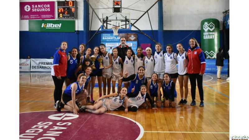 Menores de Almagro disfrutaron del “Basketland” en Santa Fe