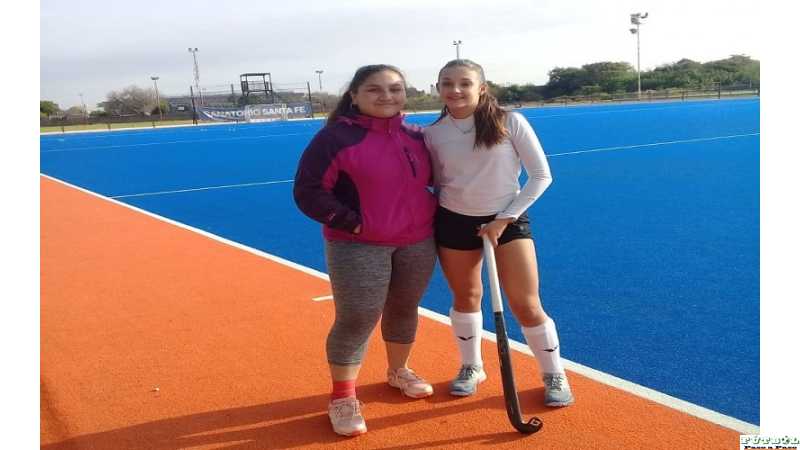 Hockey: dos jugadoras de Alma Juniors en una capacitación de la Confederación Argentina