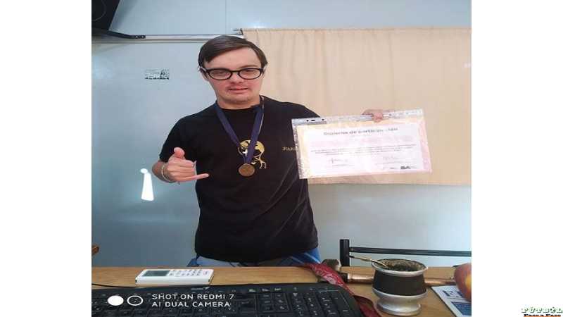 CIudadano ilustre de San Jerónimo Norte Joaquín Perren con logros nacionales en Natación