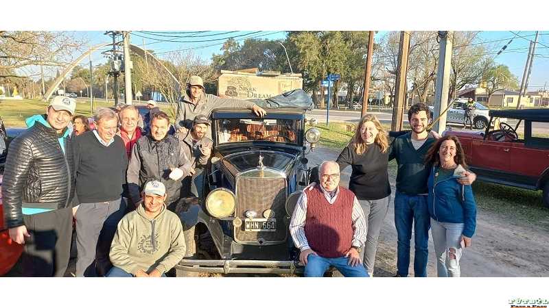Familia Zapp travesía alrededor del mundo durante 22 años a bordo de un vehículo modelo 1928 estuvieron en Esperanza