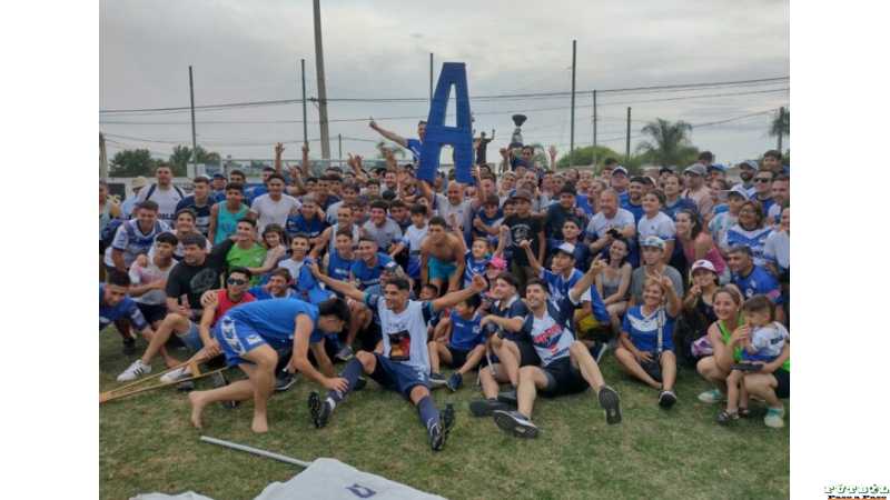 Nobleza de Recreo ascendió a la primera de la Liga Santafesina