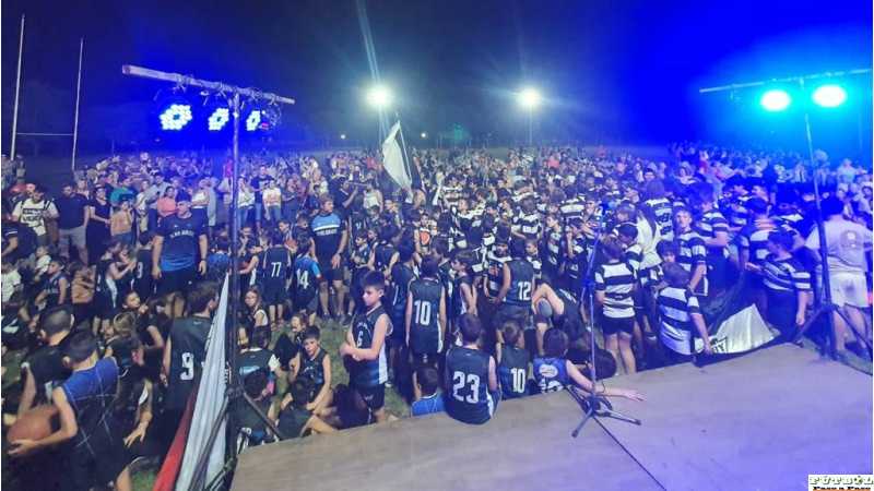 Más de mil personas en la espectacular fiesta final de los deportes de Alma Juniors