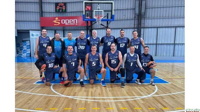 Tres referentes de Almagro están jugando el Mundial de Maxi Básquet canchas de Mar del Plata.