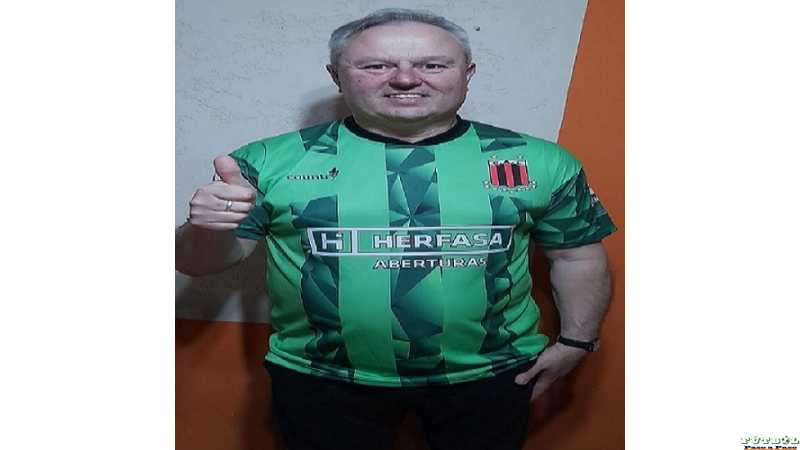 Club Libertad San Jeronimo Norte homenajeo a tres arqueros entre ellos a Carlos Marciano Albrecht