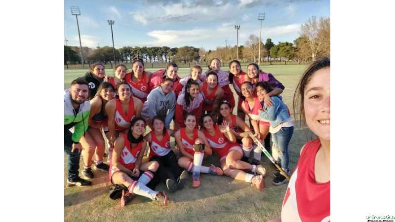 Juventud de Humboldt clasificó a la Copa Dos Regiones en Hockey femenino