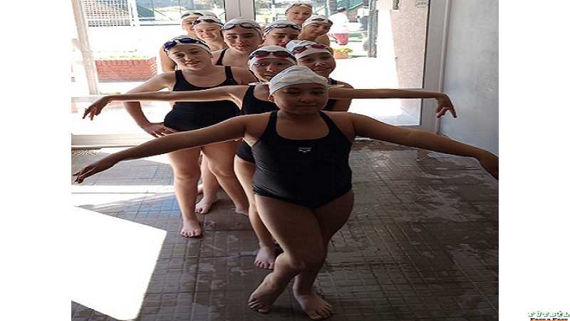 Atractivo show de Natación Artística ofreció el LTCE