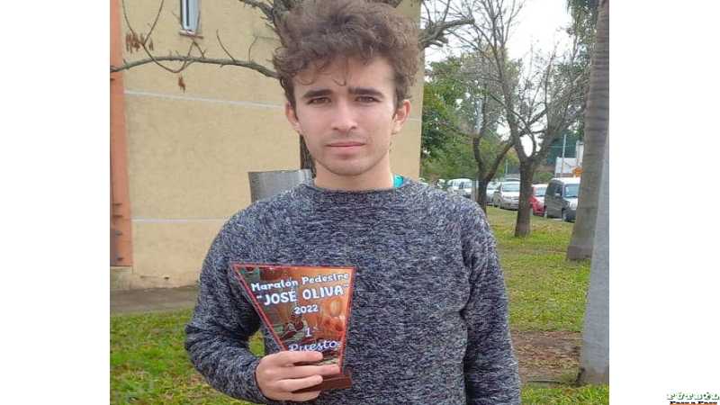 Santi Zabala logró ganar en su categoria y salio 2do en la general ante 120 corredores en Sto Tome