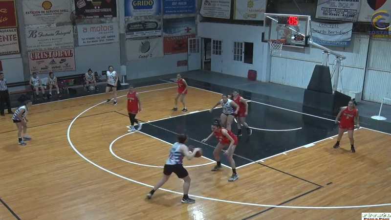 Primera división femenina de Alma Juniors cayó por 81 a 26 en su visita a San Lorenzo de Tostado.