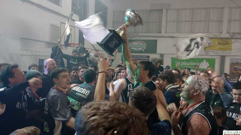 Almagro “A” apabulló a Sanjustino y se consagró a lo Campeón